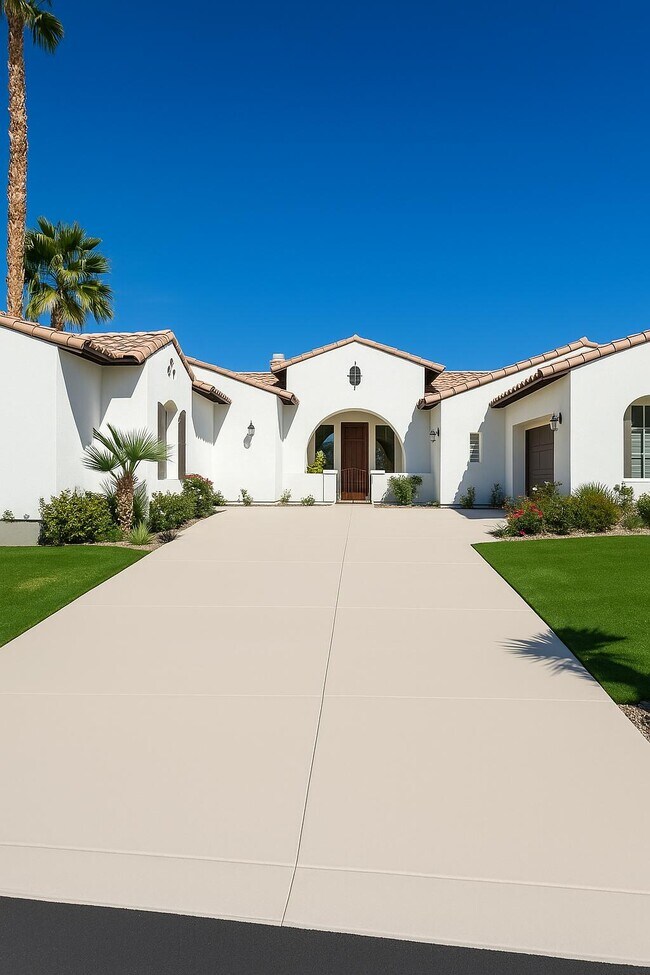 81300 Golf View Dr in La Quinta, CA - Building Photo - Building Photo