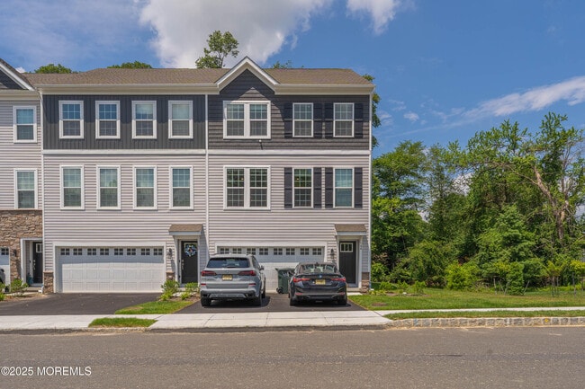 property at 64 Wembley Wy