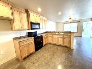 11957 Sandpiper Rd in Thackerville, OK - Building Photo - Building Photo