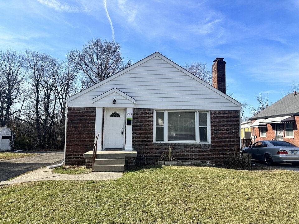 3522 N Oxford St in Indianapolis, IN - Building Photo