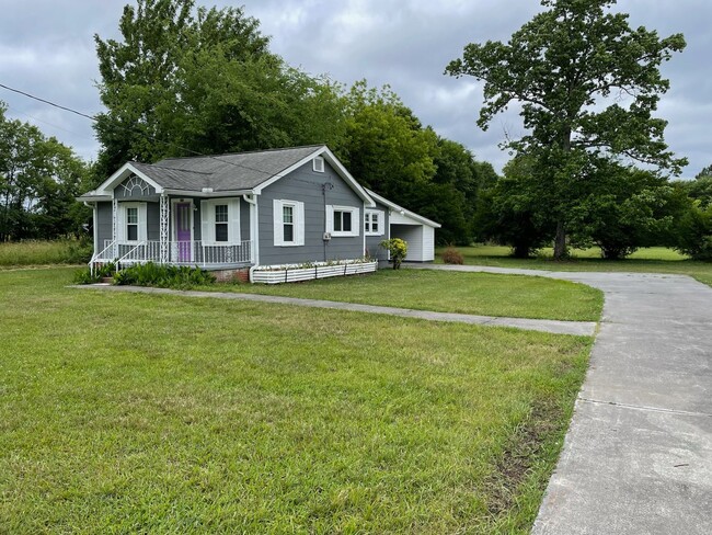 property at 439 Pinson Rd NE