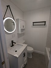 162 Griffith St, Unit 2 in Jersey City, NJ - Building Photo - Building Photo