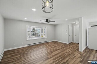 85 Sheridan Ave in Ho Ho Kus, NJ - Building Photo - Building Photo