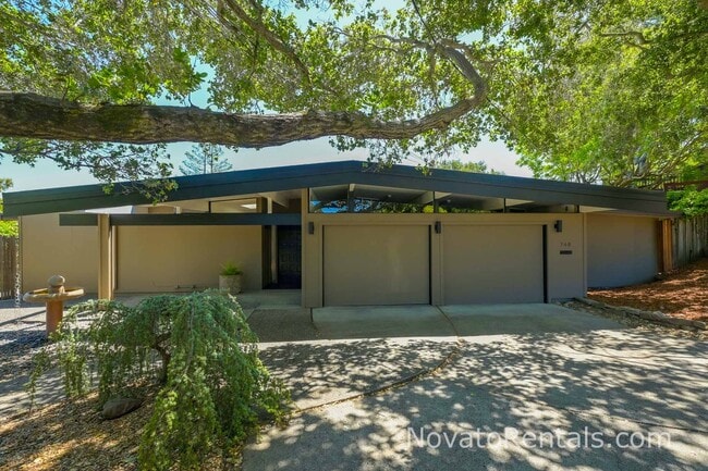 748 Beechnut Ct in San Rafael, CA - Building Photo - Building Photo