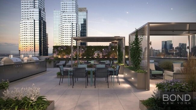 property at 555 W 38th St