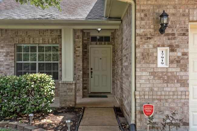 17919 Rose Hill Park Ln in Cypress, TX - Building Photo - Building Photo