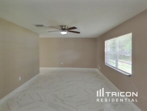 2159 Danforth Rd in Spring Hill, FL - Building Photo - Building Photo