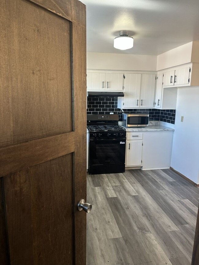 property at 4356-4358 S Iowa Ave