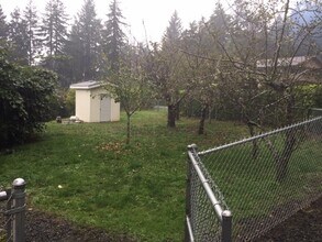97566 Kadora Dr in North Bend, OR - Building Photo - Building Photo