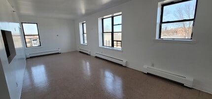 99 Rutgers Ave in Jersey City, NJ - Building Photo - Building Photo