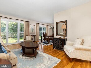 6434 Rives Ct in Springfield, VA - Building Photo - Building Photo