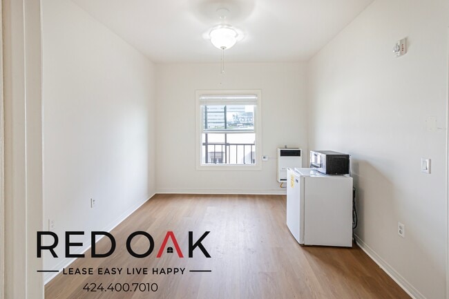 property at 1509 Wilcox Ave