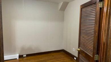 130 Waldo St, Unit 132 in Holyoke, MA - Building Photo - Building Photo