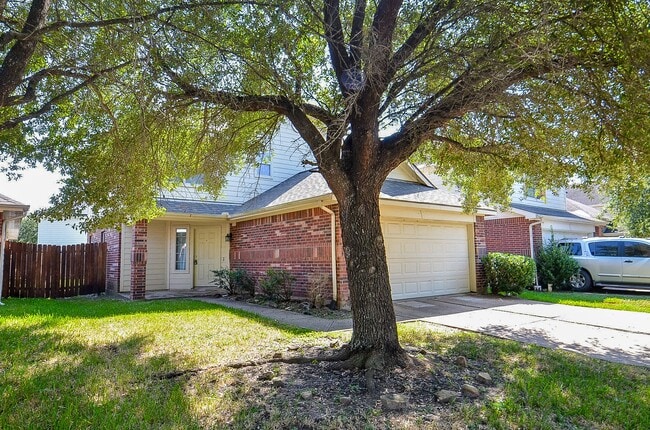 14343 Hillard Green Ln
