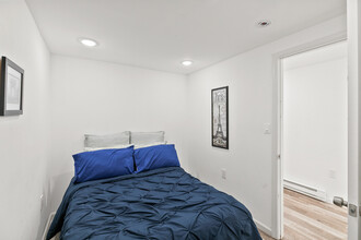 1711 Edgley St, Unit 1 in Philadelphia, PA - Foto de edificio - Building Photo