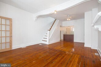 2214 Latona St in Philadelphia, PA - Building Photo - Building Photo