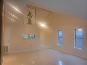 702 Zebra Dr in Laredo, TX - Building Photo - Building Photo