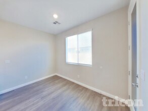 9658 Rankin Rdg Ct in Las Vegas, NV - Foto de edificio - Building Photo