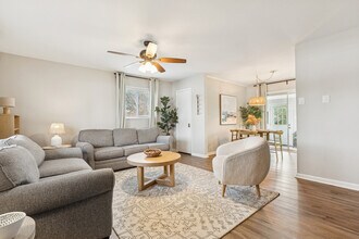 616 Lemaster Ave in Hampton, VA - Building Photo - Building Photo