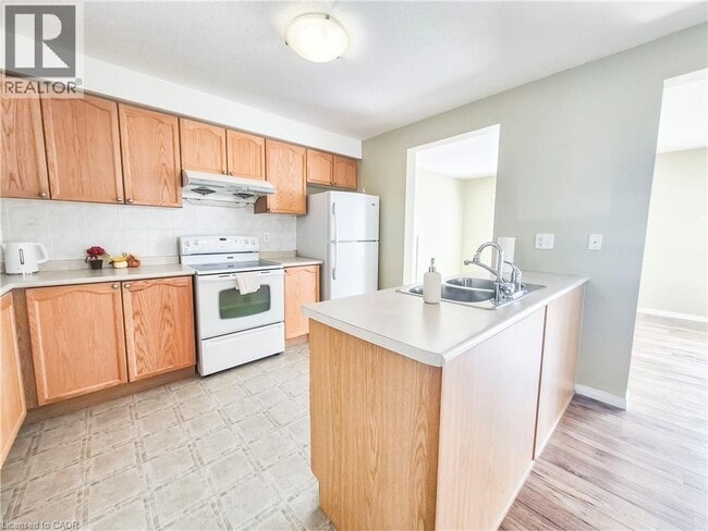 property at 775 Karlsfeld Rd