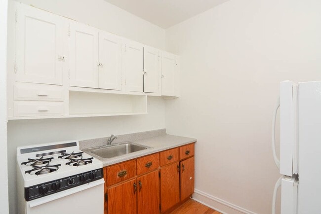 4856 N Damen Ave in Chicago, IL - Building Photo - Building Photo