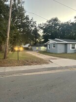 1335 E Bay St in Bartow, FL - Building Photo