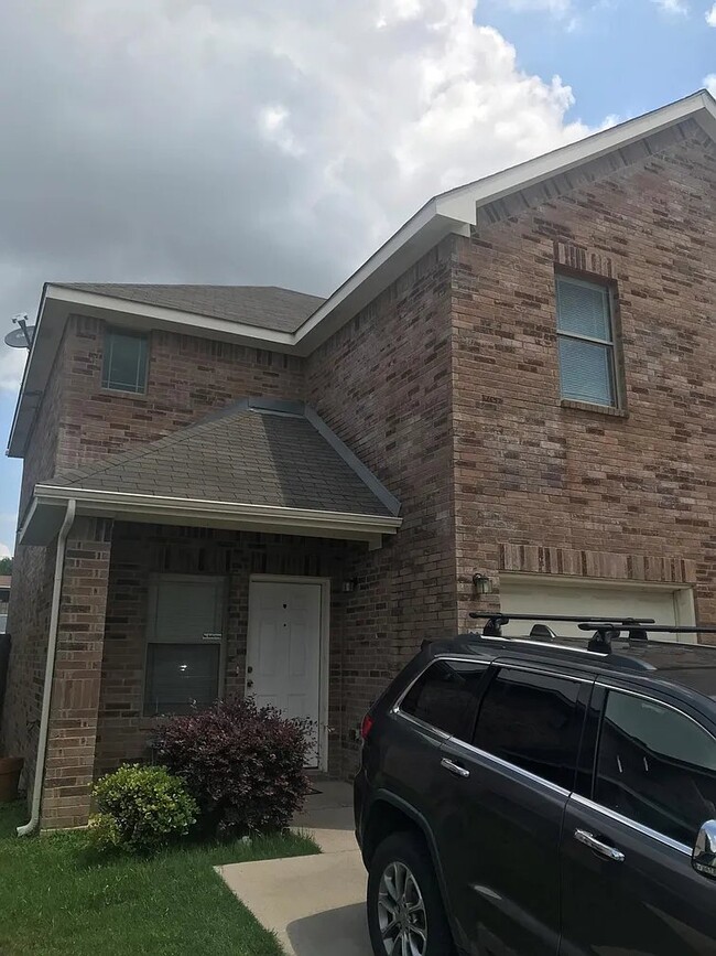 property at 2343 Aldergate Dr