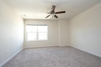 3757 Yorkshire Pl in Terrell, NC - Building Photo - Building Photo