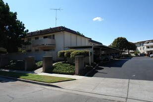 Parkmont Gardens Apartments