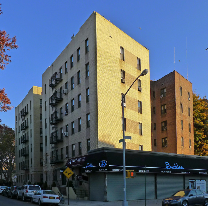 1685 E 5th St in Brooklyn, NY - Building Photo