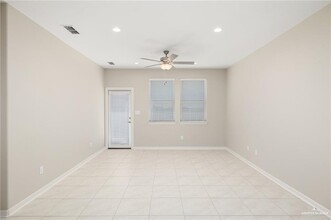 2108 N Valor Dr in Edinburg, TX - Building Photo - Building Photo