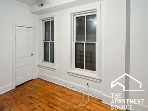 1206 W Wrightwood Ave, Unit 1 in Chicago, IL - Building Photo - Building Photo