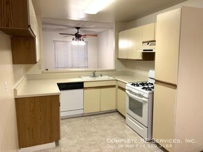 2410 N Towne Ave-Unit -#3 in Pomona, CA - Building Photo - Building Photo