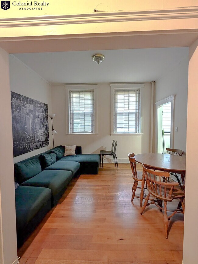 1854 Commonwealth Ave in Boston, MA - Building Photo - Building Photo