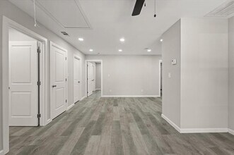 917 N Wood St in Denton, TX - Building Photo - Building Photo