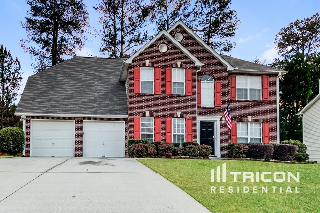 3362 Kittery Dr SW in Snellville, GA - Foto de edificio