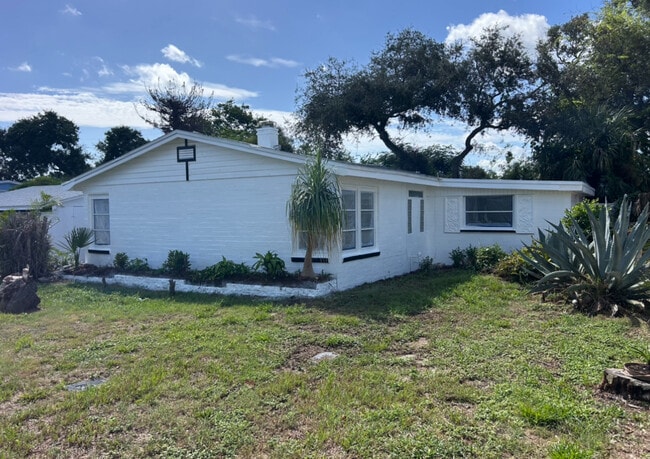 property at 52 Ponce De Leon Dr