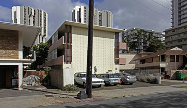 Ainakea Terrace in Honolulu, HI - Building Photo - Building Photo