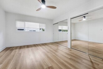 7941 Selma in Los Angeles, CA - Building Photo - Building Photo