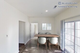 1 Avalon Way in Plymouth, MA - Building Photo - Building Photo