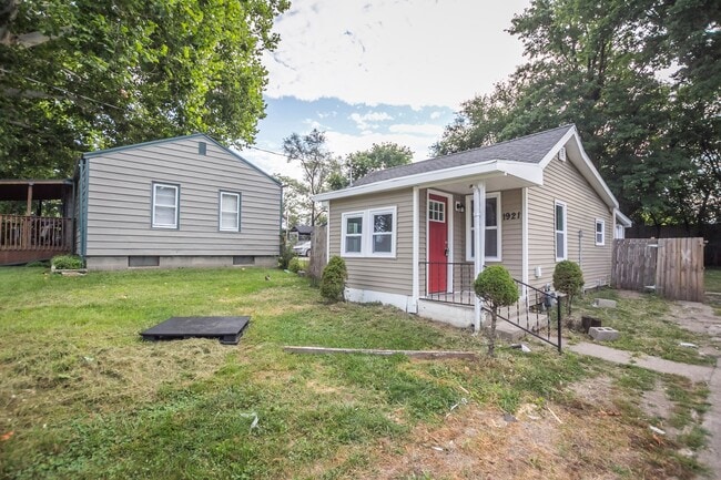 property at 1921 E 21st St