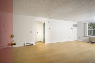 221 Stow Ave., Hudson Terrace in Troy, NY - Foto de edificio - Building Photo