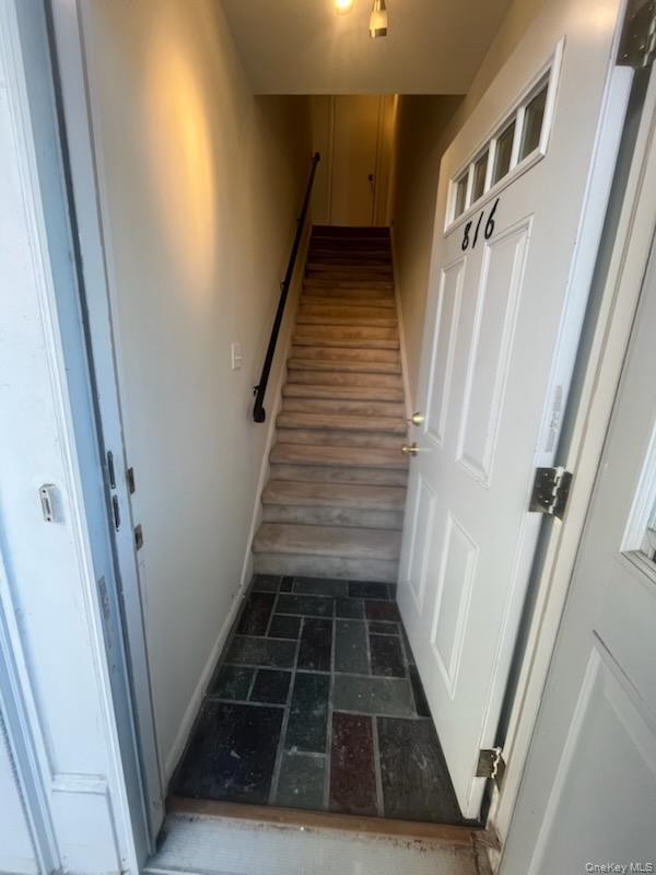 816 Temple Hill Rd in New Windsor, NY - Building Photo - Building Photo