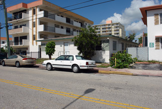 The Marionette in Miami Beach, FL - Building Photo - Building Photo