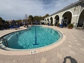 23640 Walden Center Dr, Unit 209 San mirage in Estero, FL - Foto de edificio - Building Photo