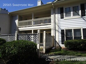 20565 Shadyside Way in Germantown, MD - Building Photo