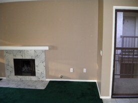 3232 Little Mountain Dr in San Bernardino, CA - Building Photo