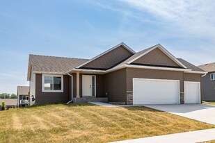 3634 18th St SE in Rochester, MN - Building Photo