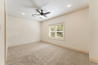 36 Waterway Ct in Spring, TX - Foto de edificio - Building Photo