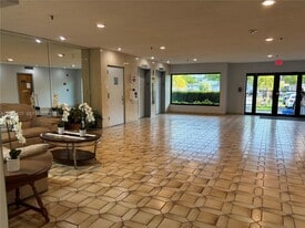 1301 NE 7th St in Hallandale Beach, FL - Building Photo